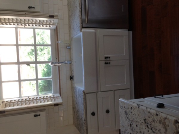 White Shaker Kitchen Cabinet from Greencastle Cabinetry